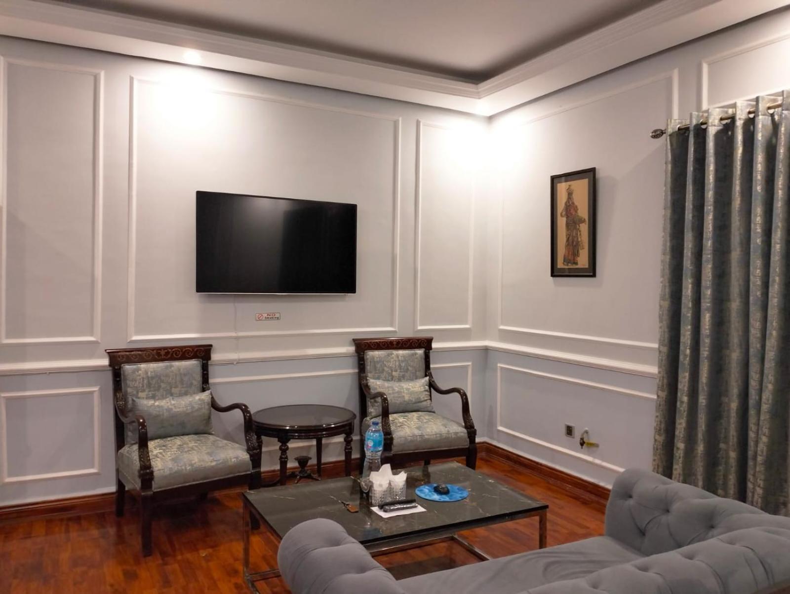 Riviera Courtyard Guest House Исламабад Екстериор снимка